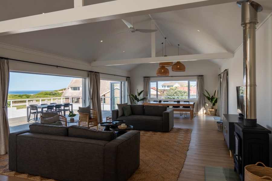 4 Bedroom Property for Sale in West Beach Eastern Cape